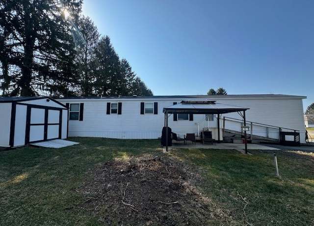 Property at 209 Jill Dr #57, Center Twp - But, PA 16001, 3 beds, 2 baths
