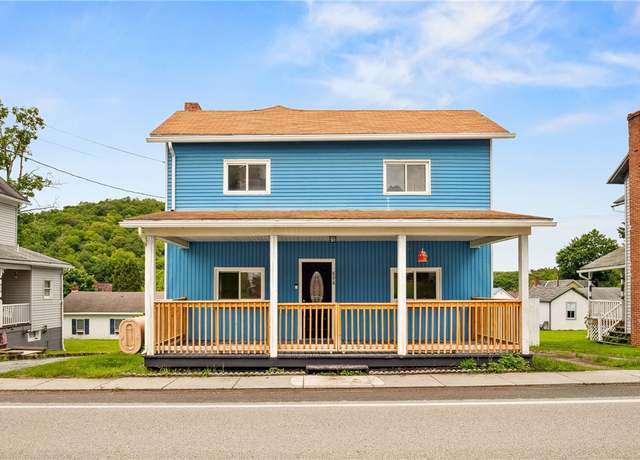 Property at 898 Barn St, Hooversville Boro, PA 15936, 4 beds, 1.5 baths