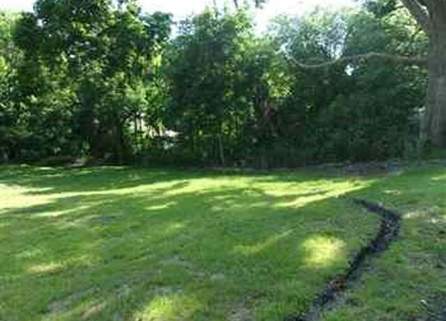 Property at 150 New York St, Green Tree, PA 15220
