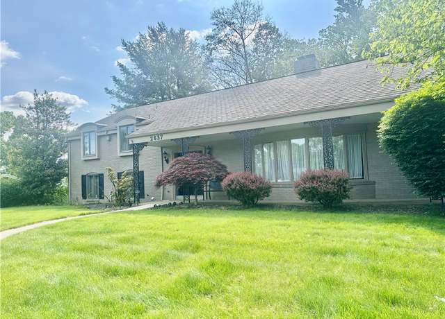 Property at 2637 Thorntree Dr, Upper St. Clair, PA 15241, 5 beds, 3 baths