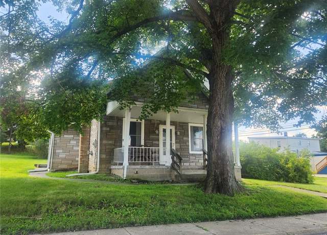Property at 402 16th St, North Apollo, PA 15673, 2 beds, 1.5 baths