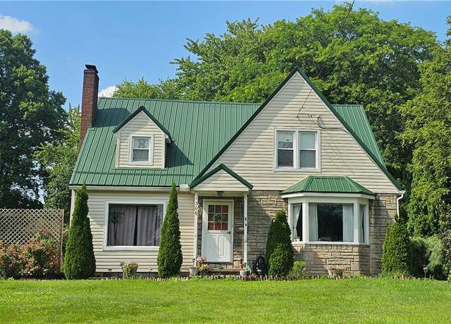 Property at 306 W Meyer Ave, Neshannock Twp, PA 16105, 4 beds, 2.5 baths