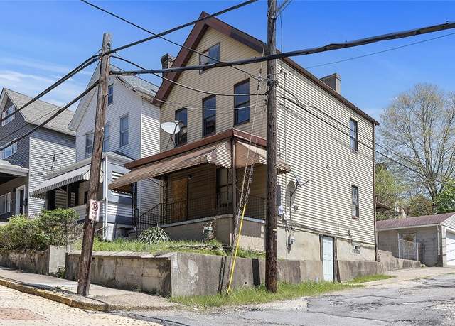Property at 108 Margaret St, Mckees Rocks, PA 15136, 3 beds, 1.5 baths