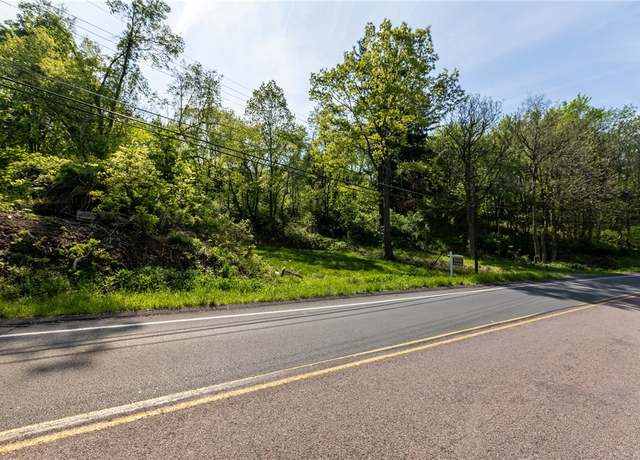 Property at 177 Mccormick Rd, Robinson Twp - Nwa, PA 15136