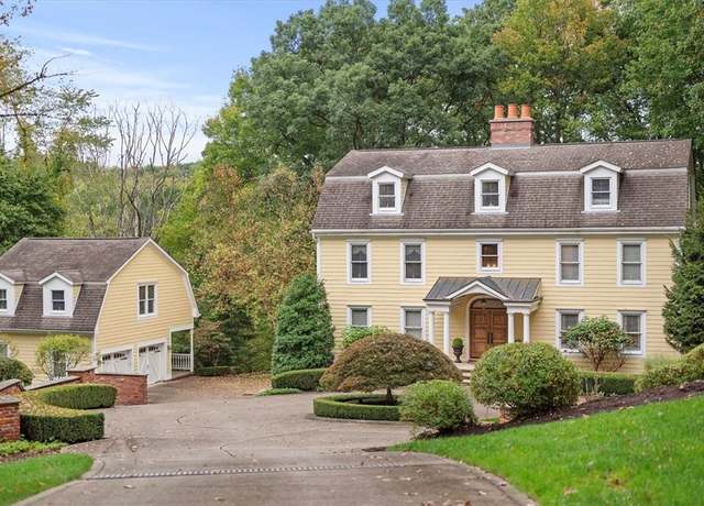 Property at 25 Oak Knoll Dr, Sewickley Heights, PA 15143, 6 beds, 5.5 baths