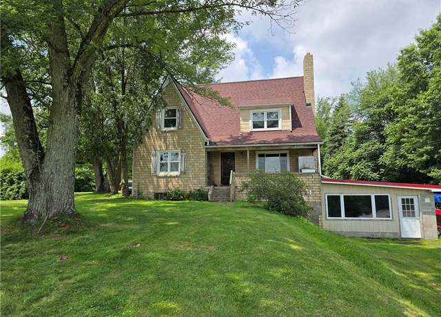 Property at 368 Pittsburgh Rd, Penn Twp - But, PA 16002, 3 beds, 3 baths