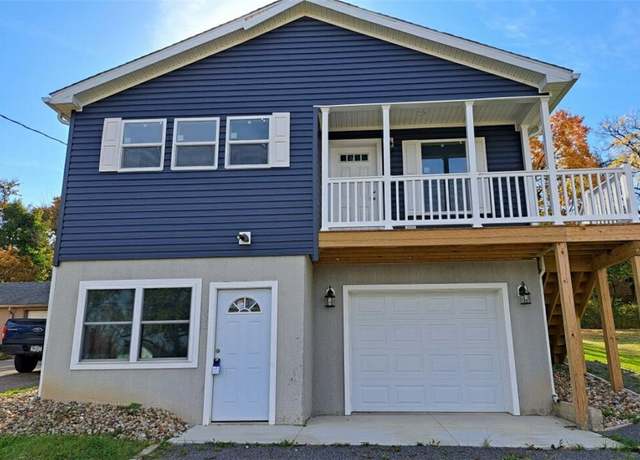 Property at 611 Oak St, Sharpsville, PA 16150, 3 beds, 2 baths
