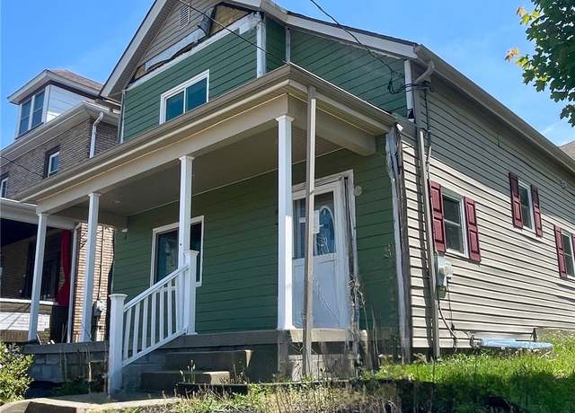 Property at 223 Division Ave, Ellwood City - Law, PA 16117, 2 beds, 1 bath