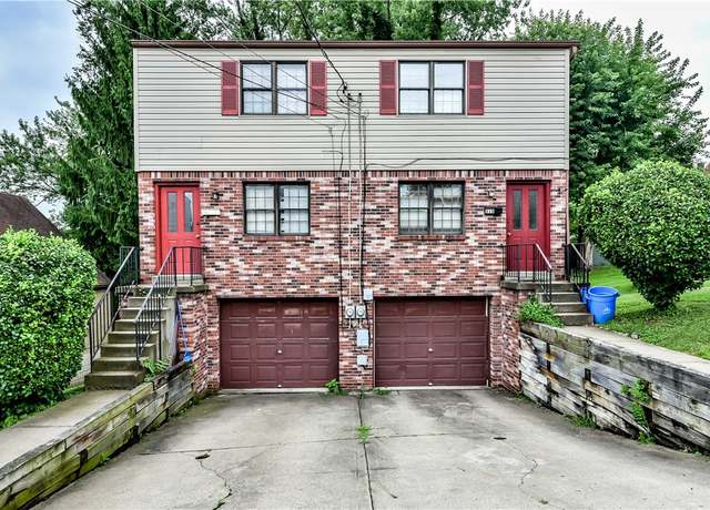 Property at 515 Barclay Ave, Forest Hills Boro, PA 15221, 4 beds, 3 baths