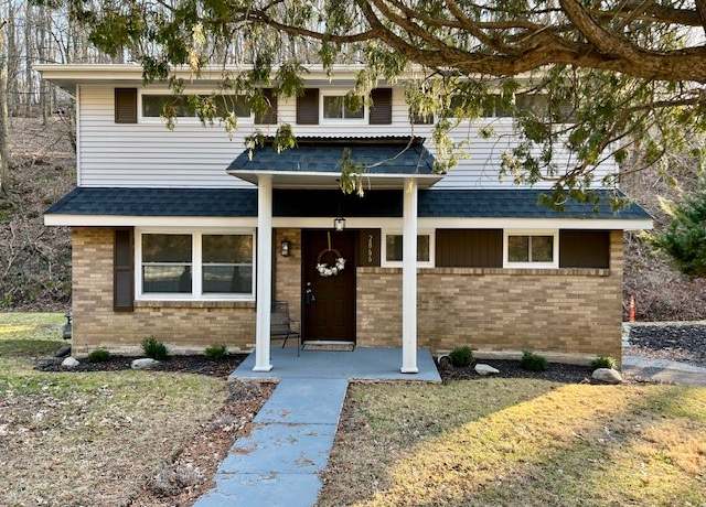 Property at 2866 Harts Run Rd, Hampton, PA 15101, 4 beds, 3 baths