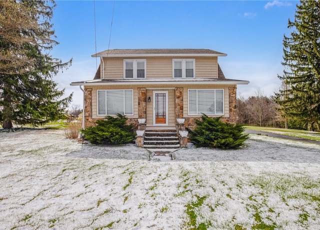 Property at 1830 Forest Hills Dr, Forest Hills School District, PA 15963, 4 beds, 2.5 baths