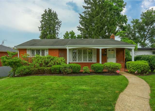 Property at 1325 Blue Jay Dr, Scott Twp - Sal, PA 15243, 2 beds, 1.5 baths