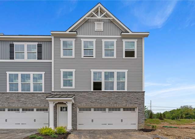 Property at 111 Ironwood St, Zelienople Boro, PA 16063, 3 beds, 2.5 baths
