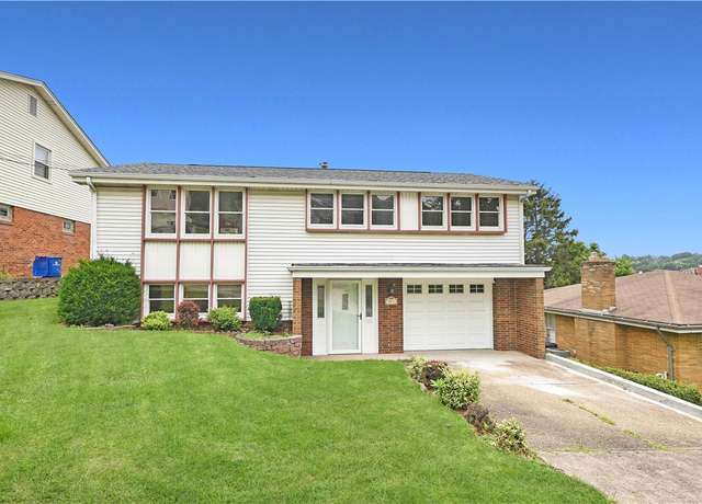 Property at 371 Chess St, Bridgeville, PA 15017, 3 beds, 1.5 baths