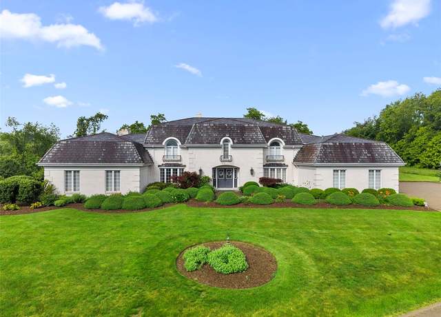 Property at 6840 Kevin Dr, Bethel Park, PA 15102, 5 beds, 6 baths