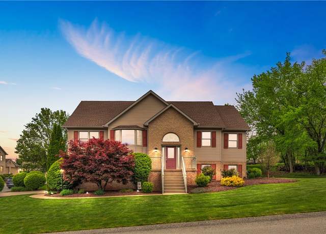 Property at 1732 Briarwood Ln, Plum Boro, PA 15239, 3 beds, 2.5 baths