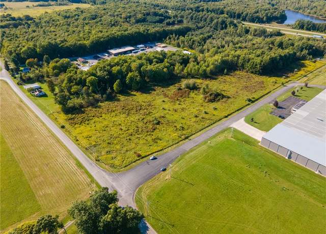 Property at 125 Hardinger Blvd, Barkeyville, PA 16127