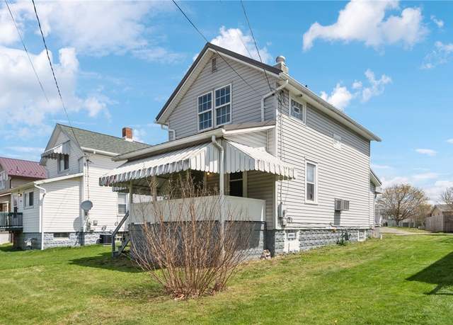 Property at 332 Main St, Centerville, PA 15358, 2 beds, 1 bath