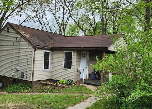 Property at 1211 Center Ave, North Apollo, PA 15673, 2 beds, 1.5 baths