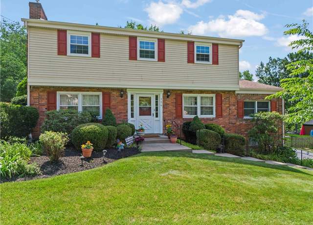Property at 124 Marble Dr, Peters Twp, PA 15317, 4 beds, 2.5 baths
