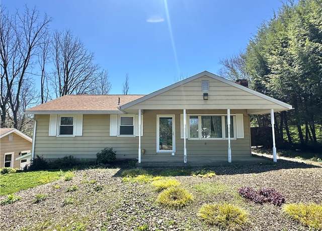 Property at 3 Quarry, Shenango Twp - Law, PA 16101, 2 beds, 1.5 baths