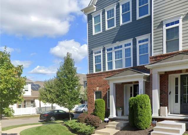 Property at 323 Osona Ln, Marshall, PA 16046, 3 beds, 2.5 baths