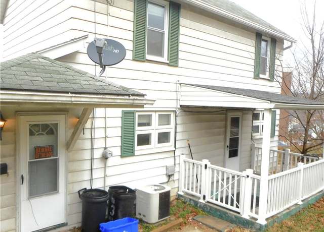 Property at 635 Wood St (rear), California, PA 15419, 2 beds, 1 bath