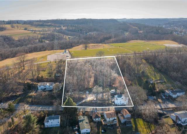 Property at 642 Seminary Ave, South Fayette, PA 15071, 4 beds, 3 baths