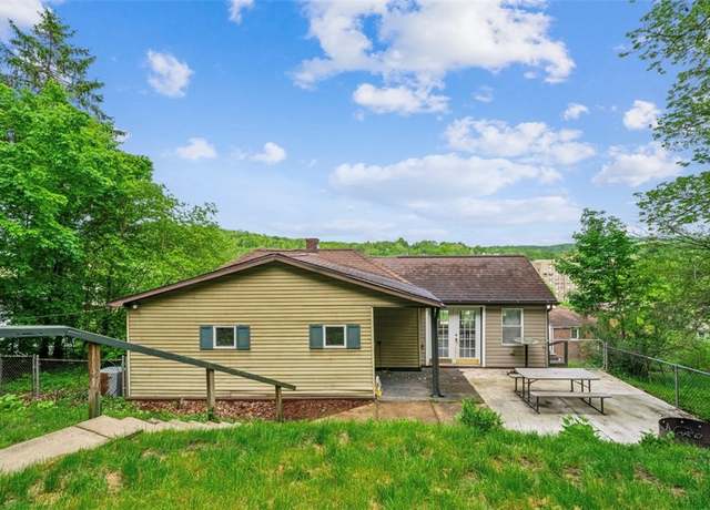 Property at 322 N 4th St, West Newton, PA 15089, 3 beds, 1 bath