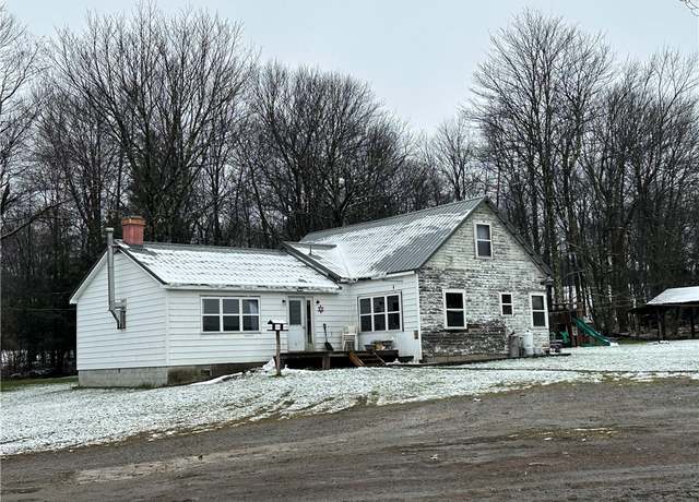 Property at 2689 Hillman Rd, Punxsutawney Area School District, PA 15767, 4 beds, 1 bath