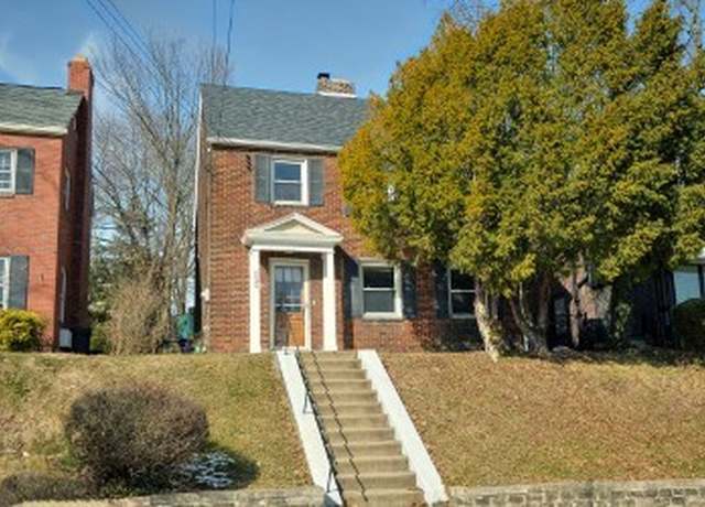 Property at 1131 Winterton St, Highland Park, PA 15206, 4 beds, 1 bath