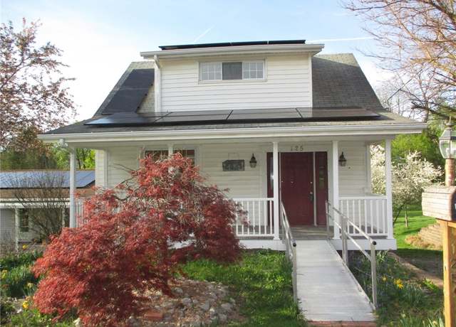 Property at 125 Main, Daugherty Twp, PA 15066, 2 beds, 1 bath