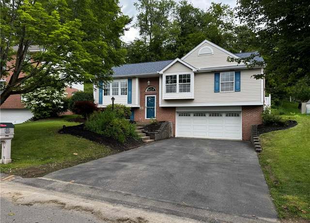 Property at 123 Pine Creek Dr, Peters Twp, PA 15367, 3 beds, 2 baths