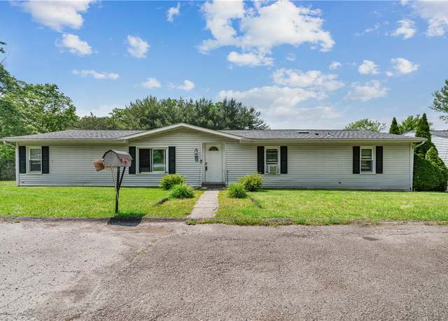 Property at 4041 Second St, Hempfield Twp - Wml, PA 15642, 3 beds, 2 baths