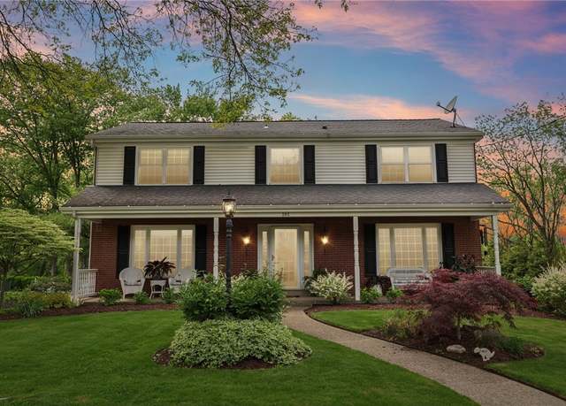 Property at 161 Penhurst Dr, Wilkins Twp, PA 15235, 4 beds, 3.5 baths