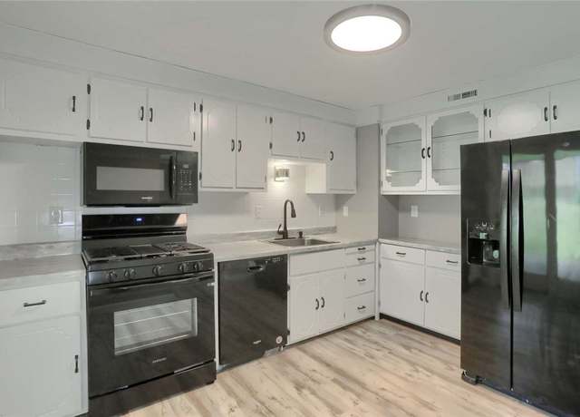 Property at 217 Belladonna Dr, Shaler, PA 15116, 3 beds, 2 baths