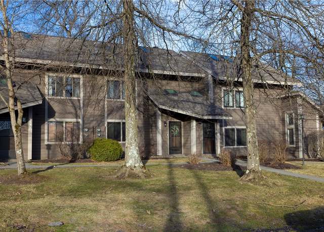 Property at 1134 Gristmill Ln, Hidden Valley, PA 15502, 1 bed, 1 bath
