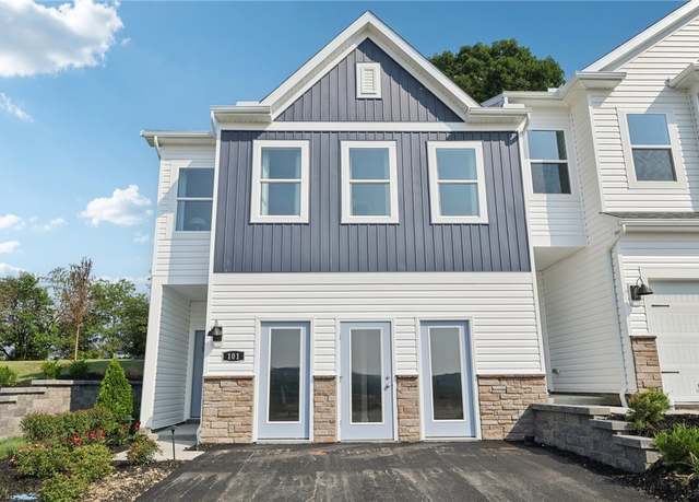 Property at 130 River Ridge Dr, Moon/crescent Twp, PA 15108, 4 beds, 2.5 baths