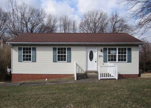 Property at 931 E 1st Ave, Derry Boro, PA 15627, 3 beds, 1 bath