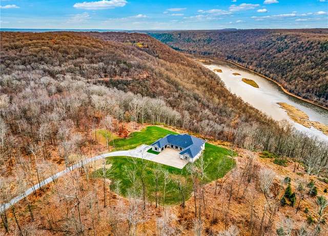 Property at 365 S Penn Rd, Sandycreek Twp, PA 16323, 3 beds, 3.5 baths