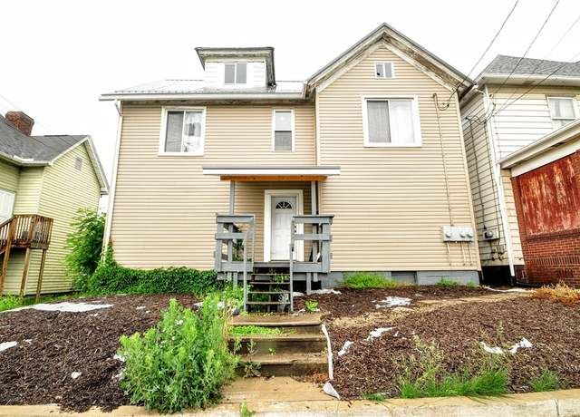 Property at 25 S 3rd St, Youngwood, PA 15697, 4 beds, 3 baths