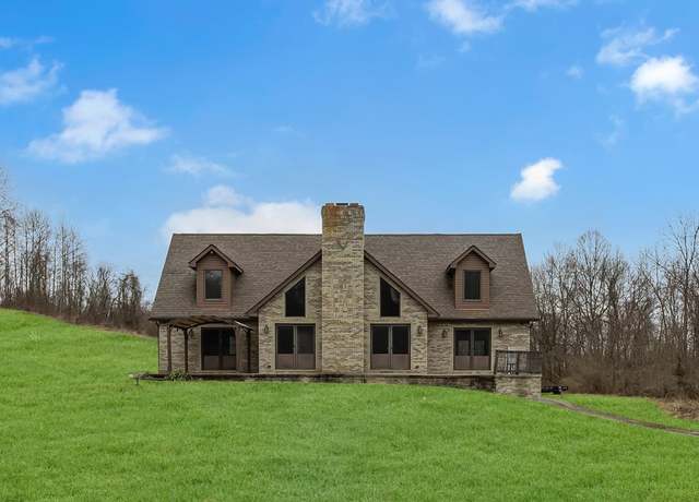 Property at 139 Wampum Rd, Big Beaver, PA 16157, 3 beds, 4.5 baths