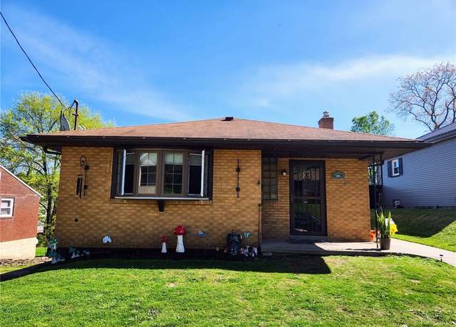 Property at 482 Walnut St, Springdale Boro, PA 15144, 3 beds, 1.5 baths