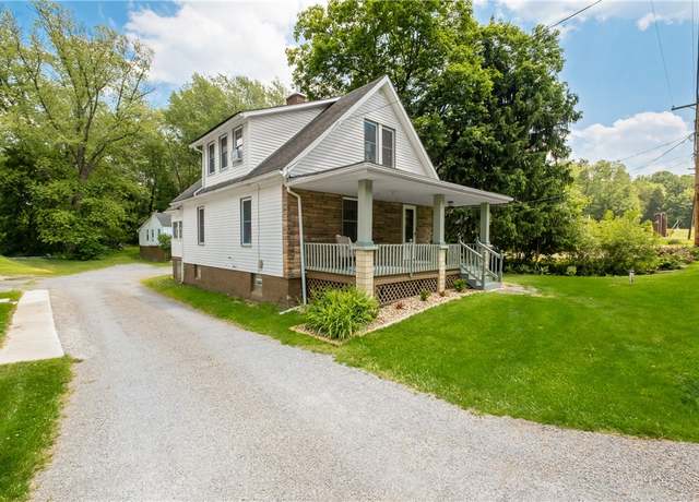 Property at 351 S Eberhart Rd, City Of But Sw, PA 16001, 3 beds, 2 baths
