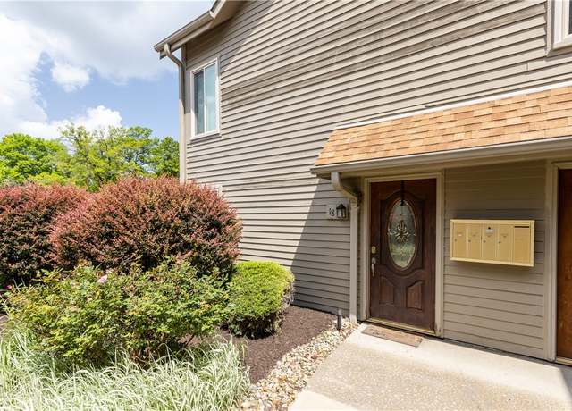 Property at 1265 Norberry Ct #18, Cranberry Twp, PA 16066, 1 bed, 1 bath