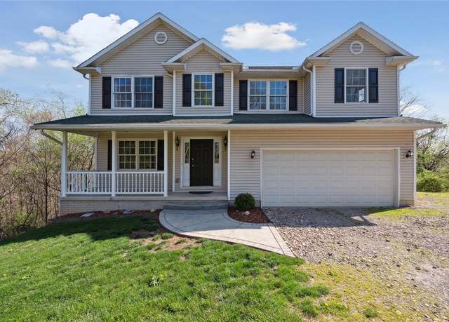 Property at 2623 Carina Ln, Moon/crescent Twp, PA 15108, 4 beds, 3.5 baths