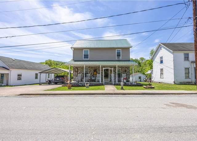 Property at 135 Oak Forest Rd, New Freeport, PA 15316, 3 beds, 1 bath