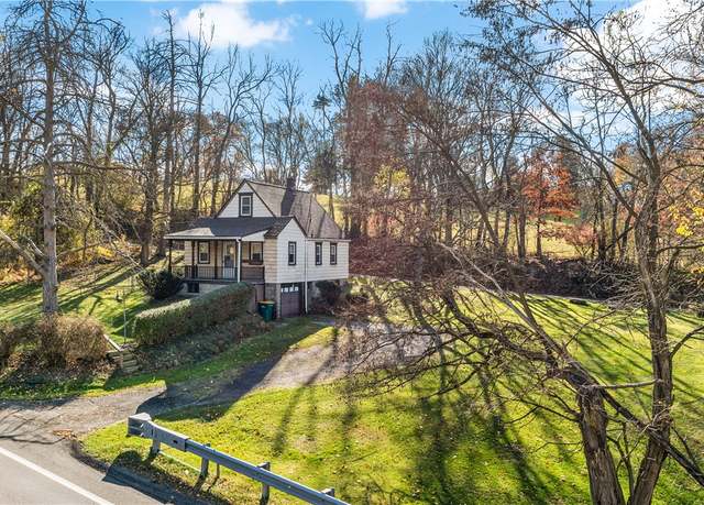 Property at 2411 Brandt School Rd, Franklin Park, PA 15237, 2 beds, 1 bath