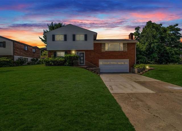 Property at 955 Garden City Dr, Monroeville, PA 15146, 3 beds, 1.5 baths