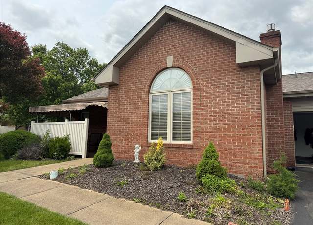 Property at 127 Crosswynds #127, Chippewa Twp, PA 15010, 3 beds, 2.5 baths